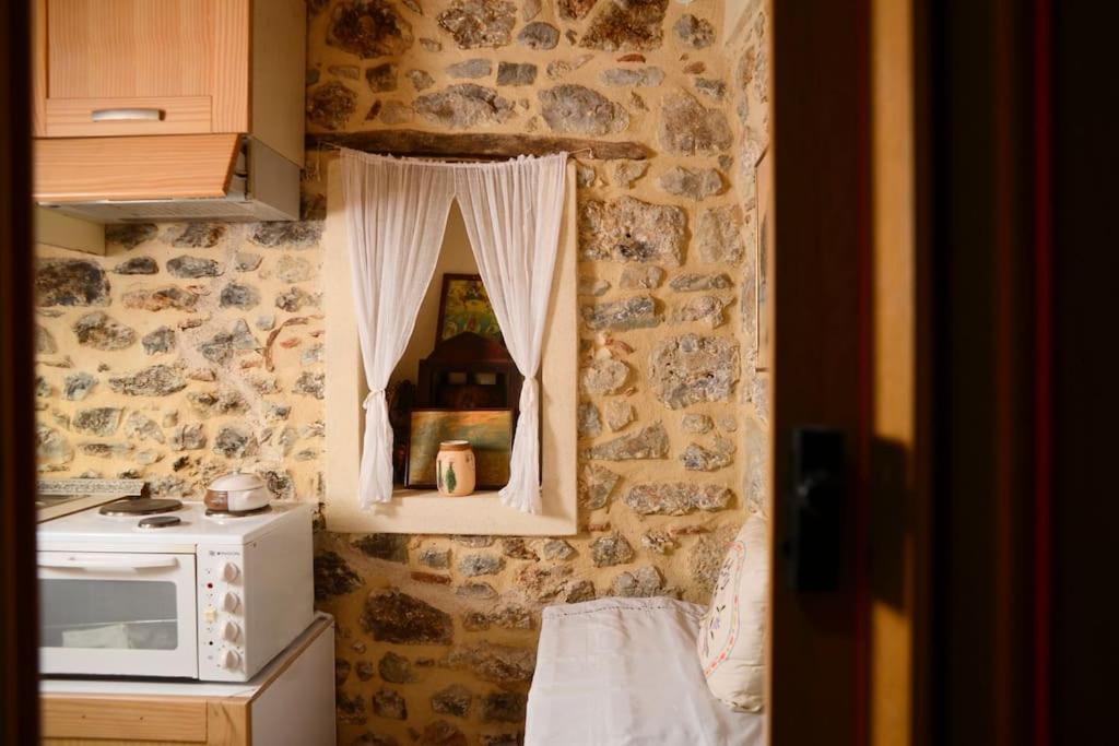 A Small Paradise In Mani With Local Hospitality Orovas Εξωτερικό φωτογραφία