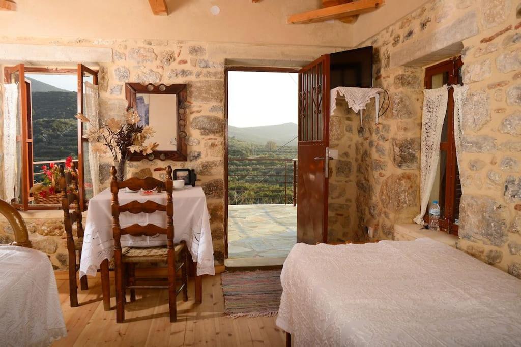 A Small Paradise In Mani With Local Hospitality Orovas Εξωτερικό φωτογραφία